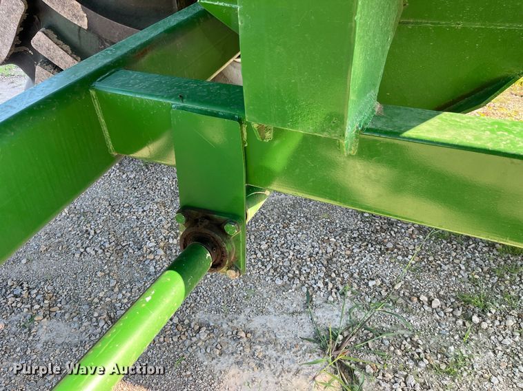 image for item DP2049 2008 J&M 1000  grain cart