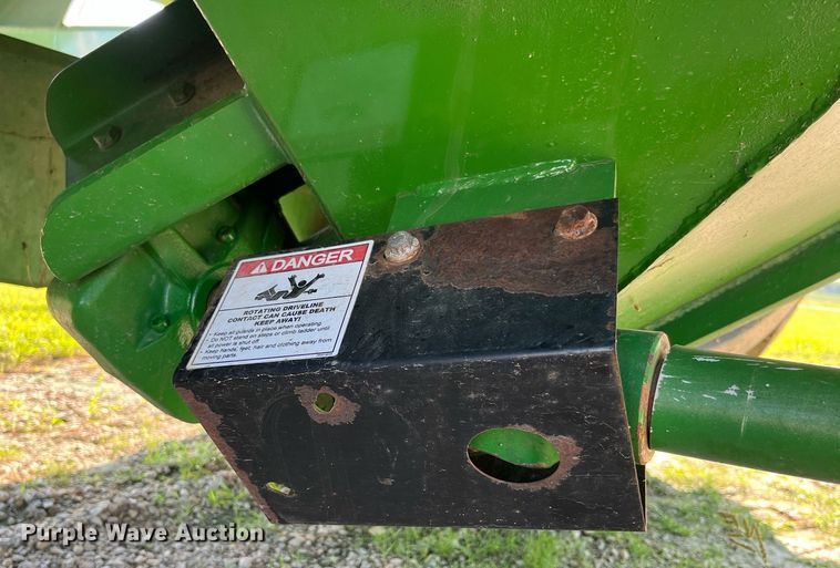 image for item DP2049 2008 J&M 1000  grain cart