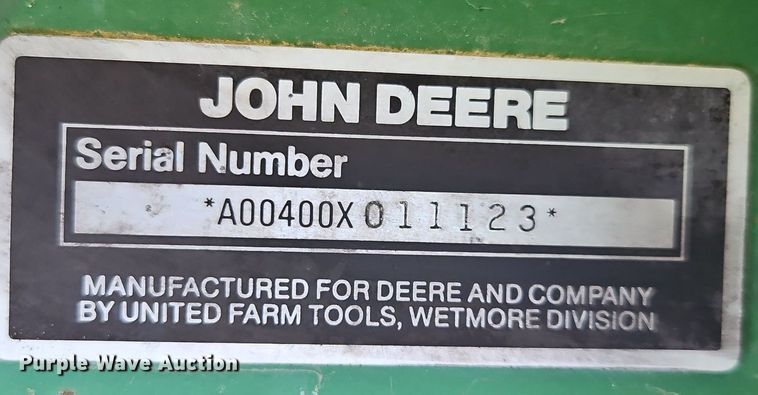 image for item DP2328 John  Deere 400  grain cart