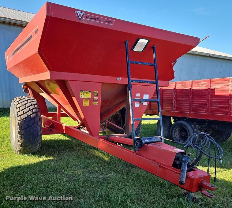 image for item DP2329 United Farm Tool GCP  grain cart