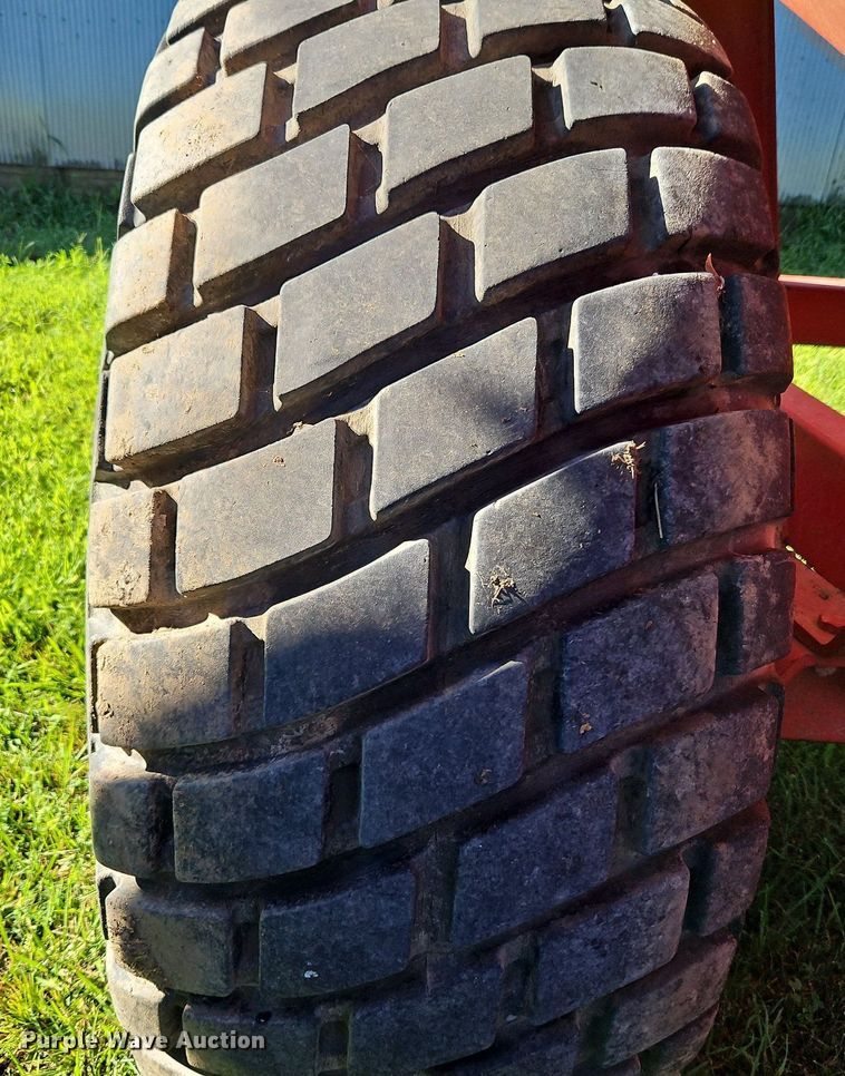 image for item DP2329 United Farm Tool GCP  grain cart