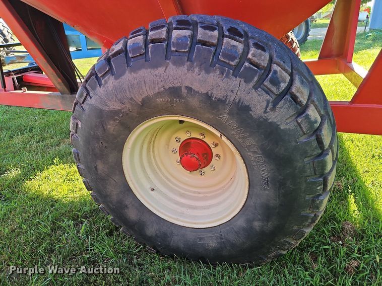 image for item DP2329 United Farm Tool GCP  grain cart