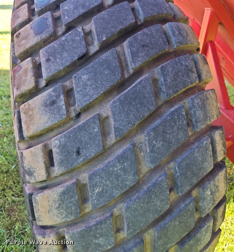 image for item DP2329 United Farm Tool GCP  grain cart