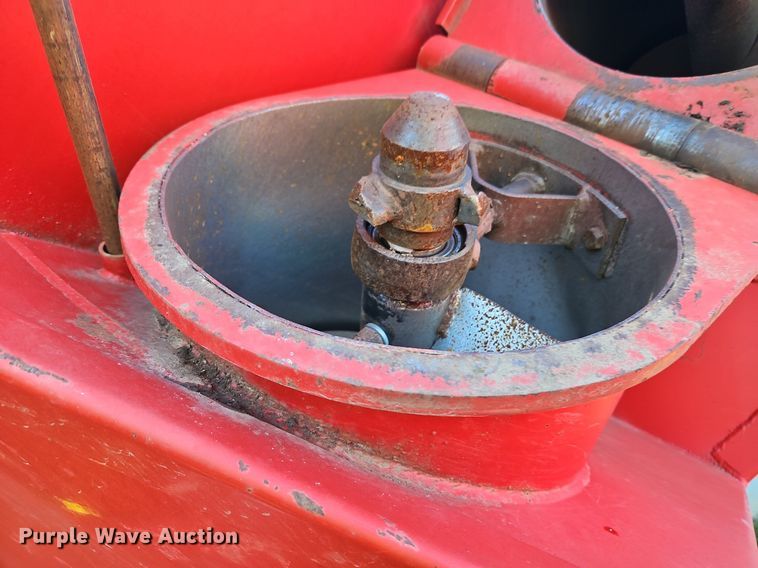 image for item DP2329 United Farm Tool GCP  grain cart