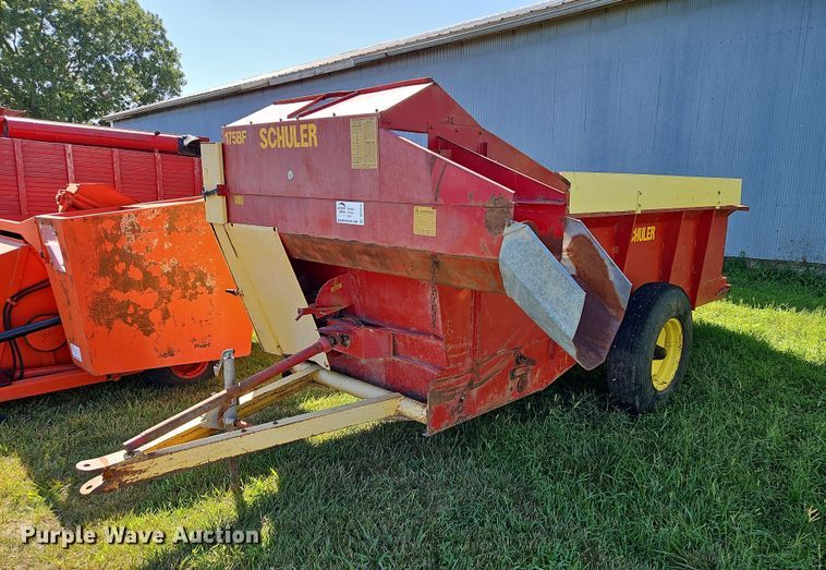 image for item DP2333 Schuler 175BF  feed wagon