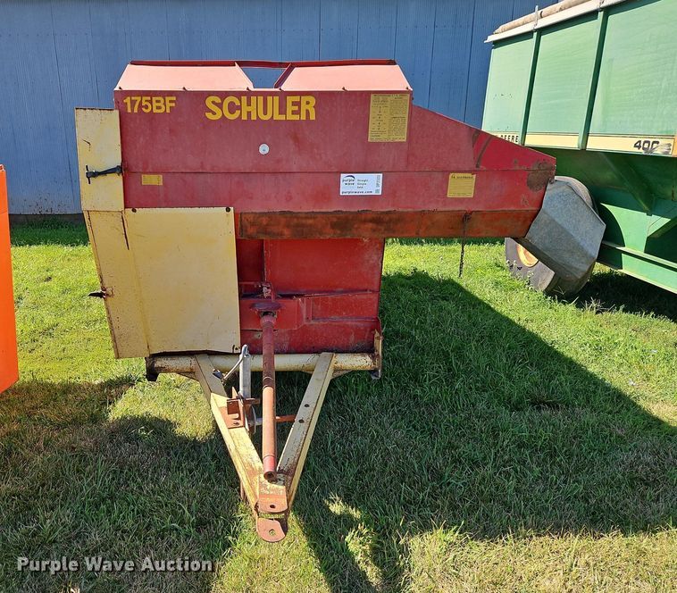 image for item DP2333 Schuler 175BF  feed wagon