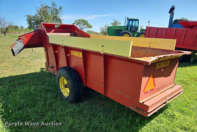 image for item DP2333 Schuler 175BF  feed wagon