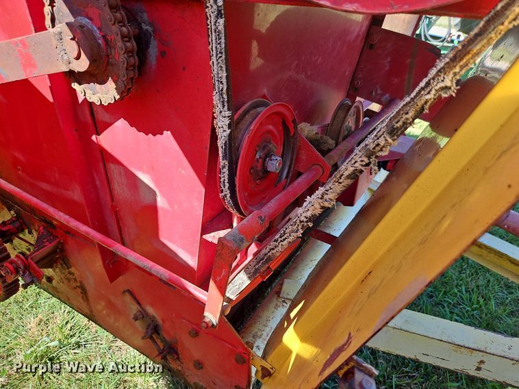 image for item DP2333 Schuler 175BF  feed wagon