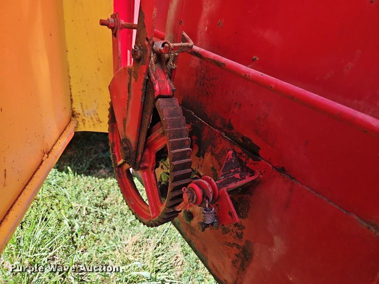 image for item DP2333 Schuler 175BF  feed wagon