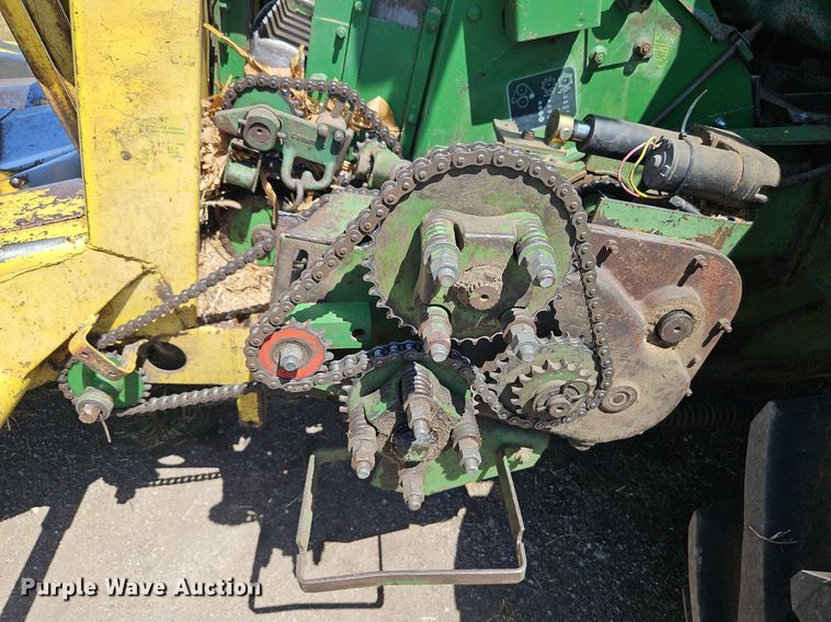 image for item DP2368 1992 John Deere 5400  forage harvester