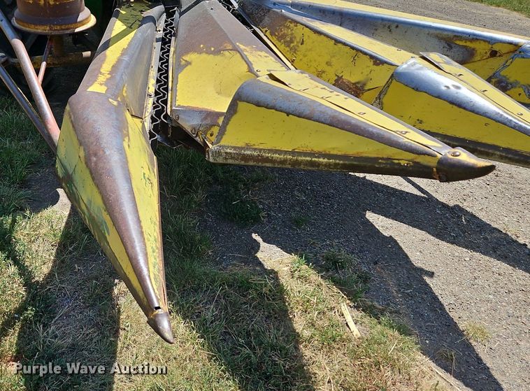 image for item DP2368 1992 John Deere 5400  forage harvester