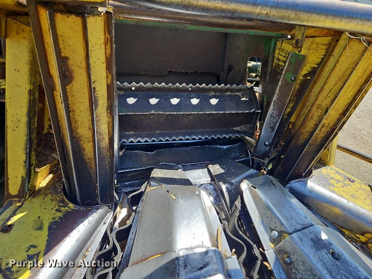 image for item DP2368 1992 John Deere 5400  forage harvester