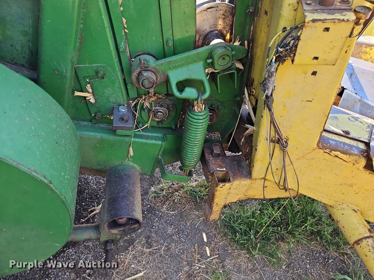 image for item DP2368 1992 John Deere 5400  forage harvester