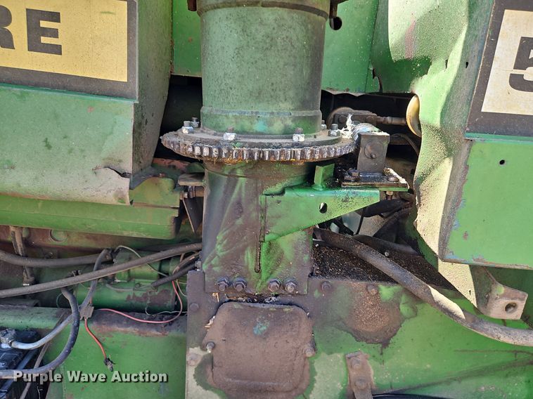 image for item DP2368 1992 John Deere 5400  forage harvester