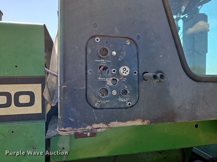 image for item DP2368 1992 John Deere 5400  forage harvester