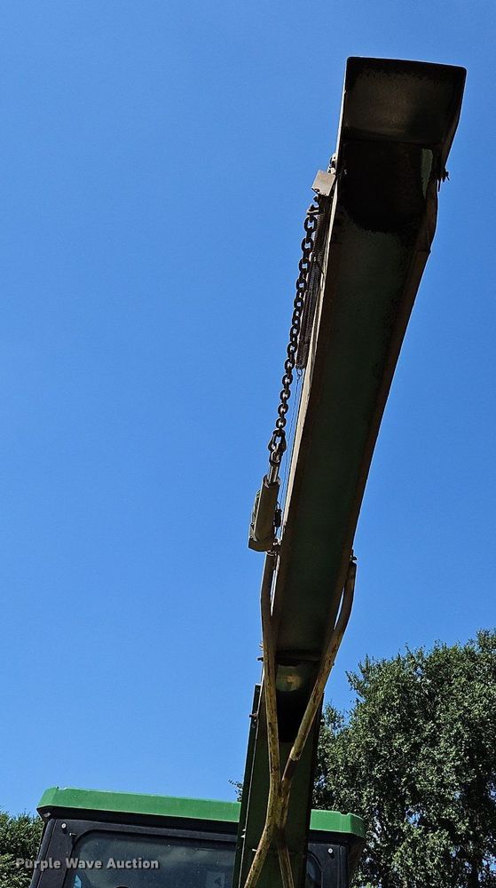 image for item DP2368 1992 John Deere 5400  forage harvester