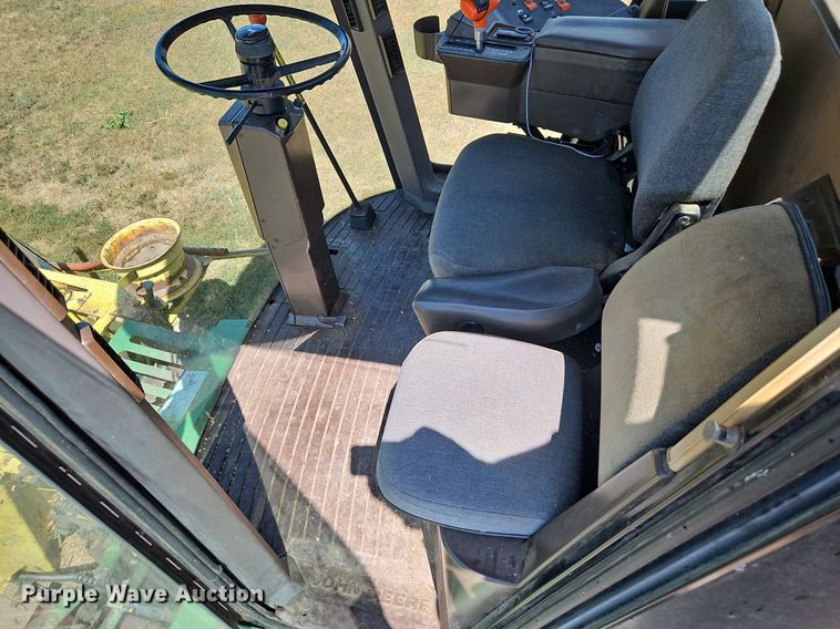 image for item DP2368 1992 John Deere 5400  forage harvester