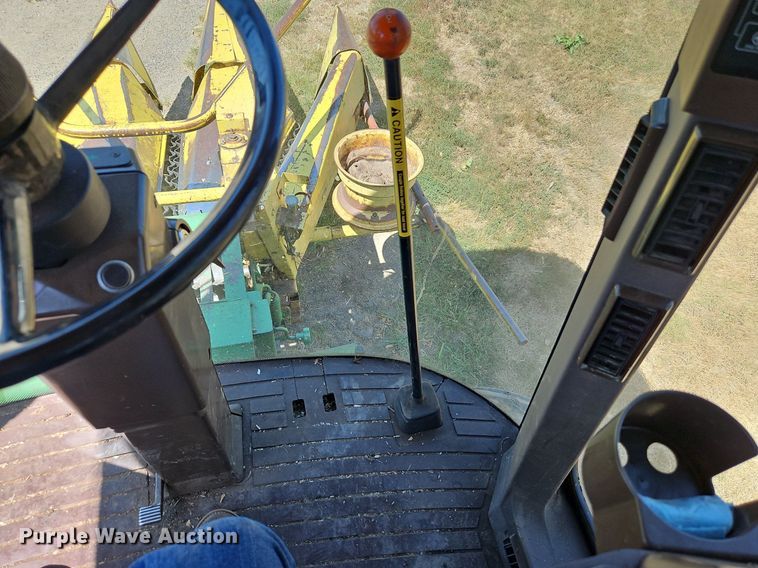 image for item DP2368 1992 John Deere 5400  forage harvester