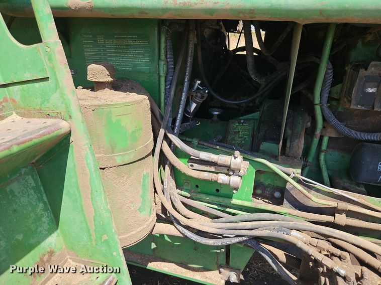 image for item DP2368 1992 John Deere 5400  forage harvester