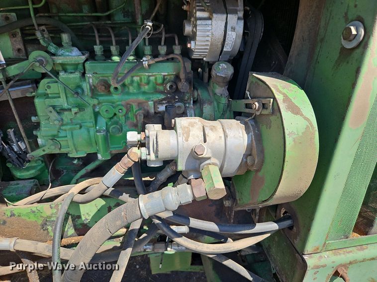 image for item DP2368 1992 John Deere 5400  forage harvester