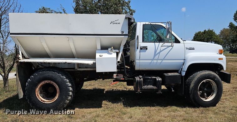 image for item DP2373 1993 GMC TopKick  spreader truck