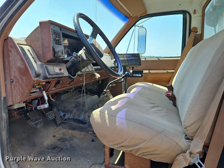 image for item DP2373 1993 GMC TopKick  spreader truck