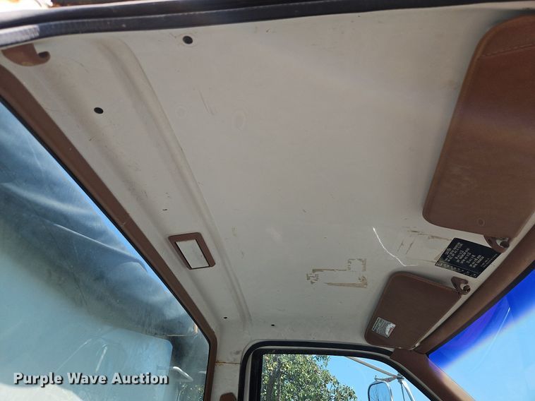 image for item DP2373 1993 GMC TopKick  spreader truck