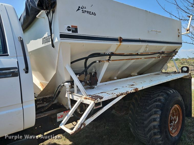 image for item DP2373 1993 GMC TopKick  spreader truck