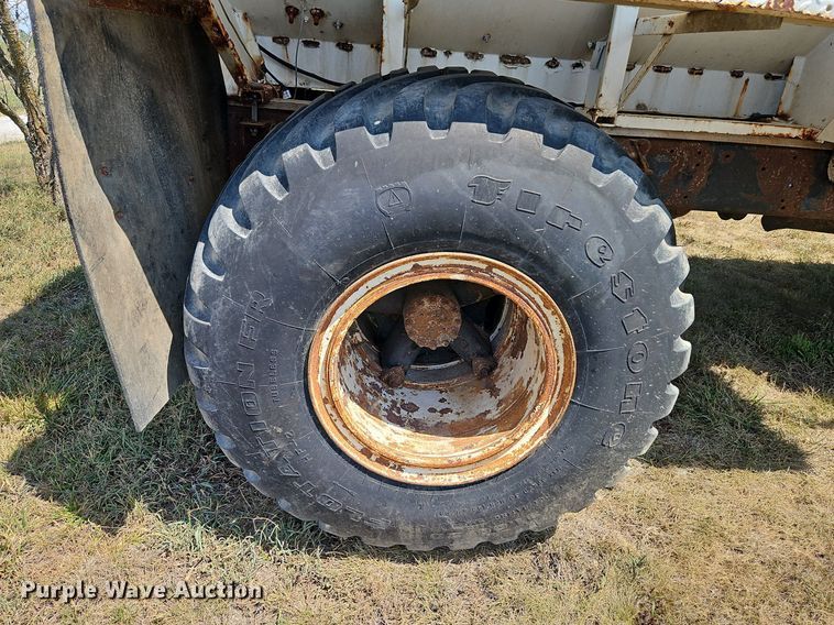 image for item DP2373 1993 GMC TopKick  spreader truck