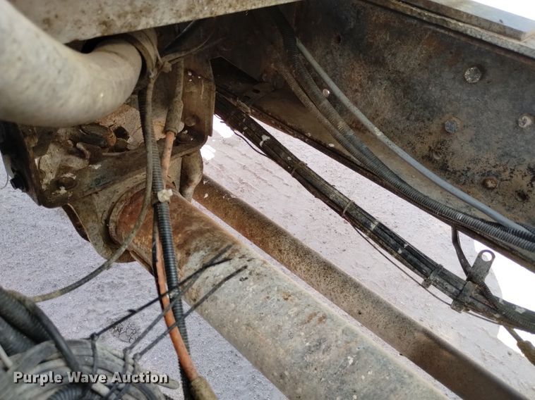 image for item DP3375 2002 Volvo VHD feed mixer truck