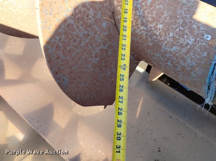 image for item DP3375 2002 Volvo VHD feed mixer truck