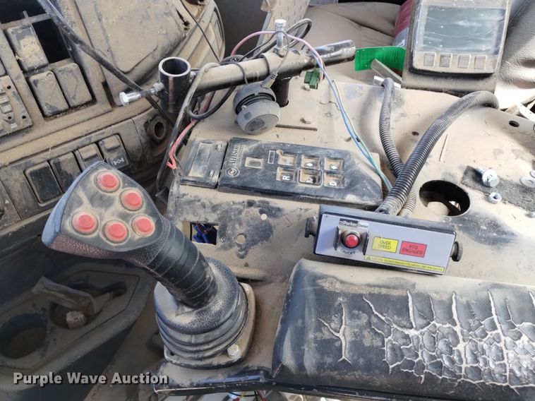 image for item DP3375 2002 Volvo VHD feed mixer truck