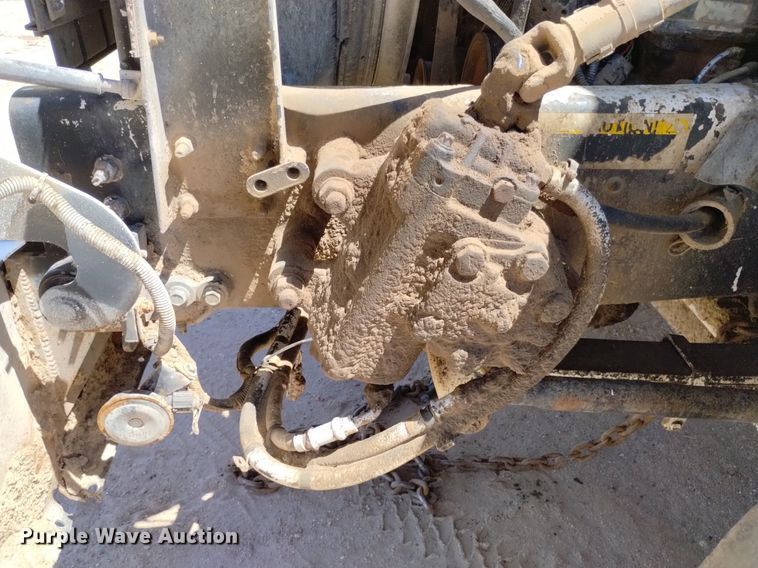 image for item DP3375 2002 Volvo VHD feed mixer truck