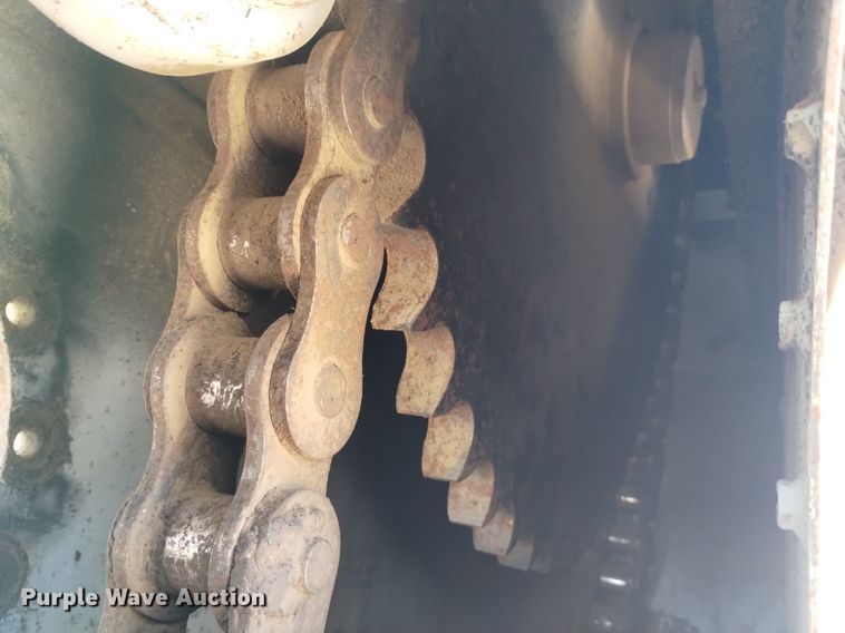 image for item DP3376 2002 Volvo VHD feed mixer truck