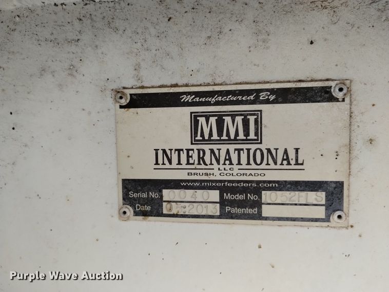 image for item DP3376 2002 Volvo VHD feed mixer truck