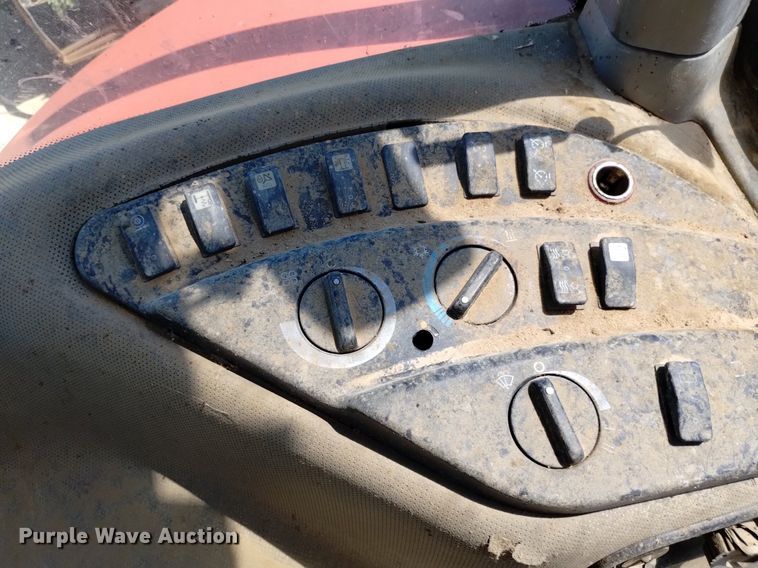 image for item DP3377 2010 Case IH 215 Magnum  MFWD tractor