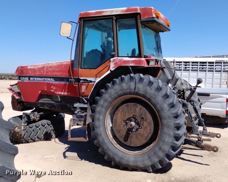 image for item DP3378 Case IH 7110 tractor