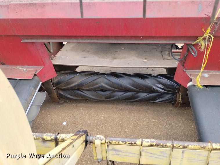 image for item DP3397 New Holland 903  swather / windrower