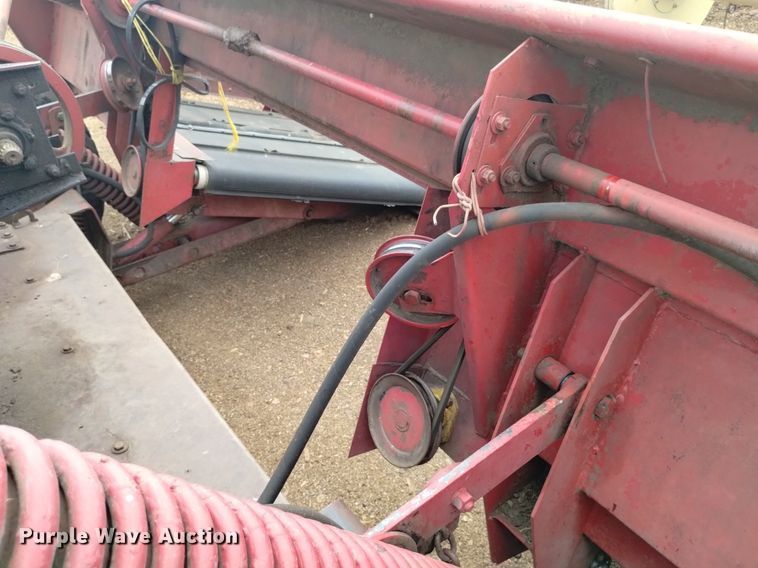 image for item DP3397 New Holland 903  swather / windrower