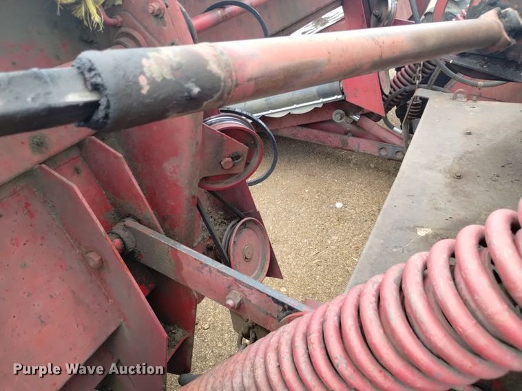 image for item DP3397 New Holland 903  swather / windrower