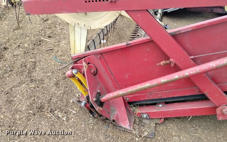 image for item DP3397 New Holland 903  swather / windrower