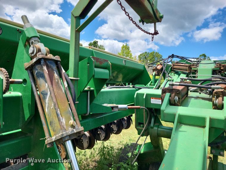 image for item DP5233 Great Plains 3020  grain drill