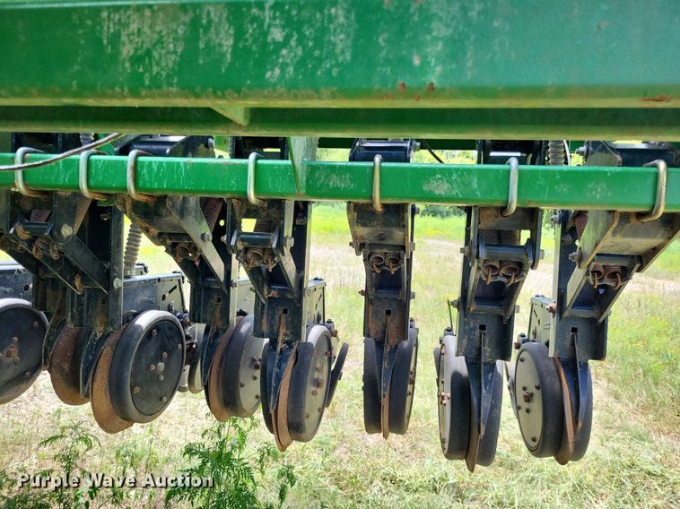 image for item DP5233 Great Plains 3020  grain drill