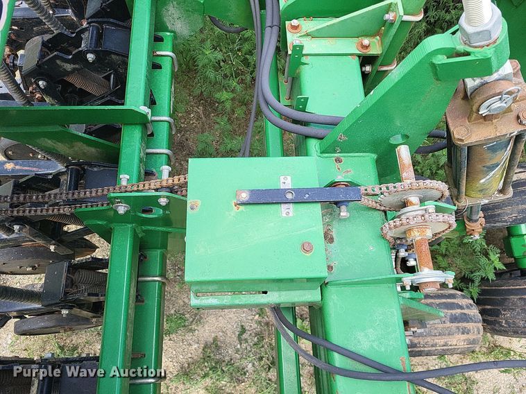 image for item DP5233 Great Plains 3020  grain drill