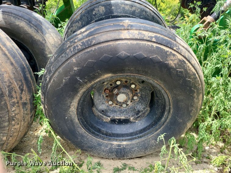 image for item DP5233 Great Plains 3020  grain drill