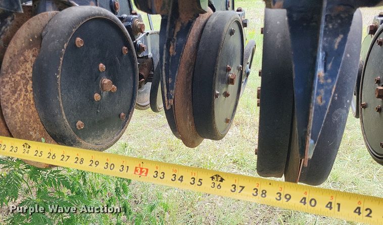 image for item DP5233 Great Plains 3020  grain drill