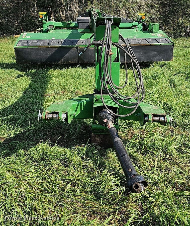 image for item DQ0254 2016 John Deere 956  swather / windrower