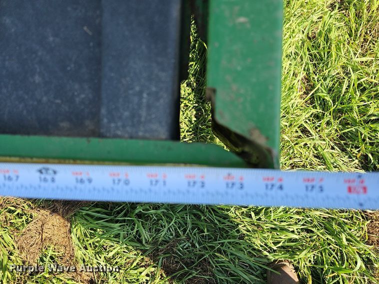 image for item DQ0254 2016 John Deere 956  swather / windrower