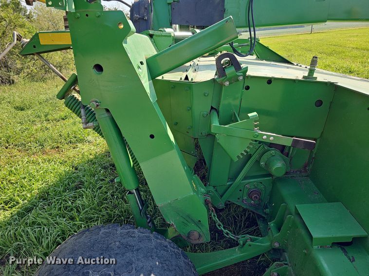 image for item DQ0254 2016 John Deere 956  swather / windrower