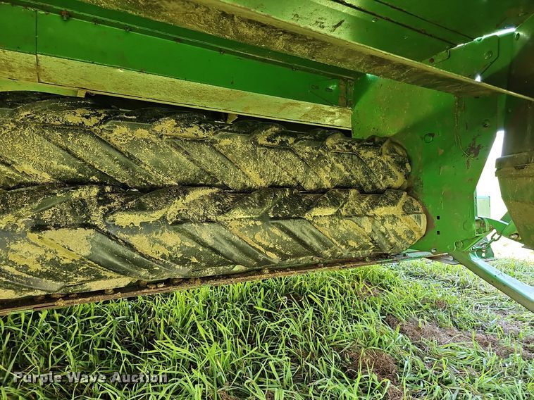 image for item DQ0254 2016 John Deere 956  swather / windrower